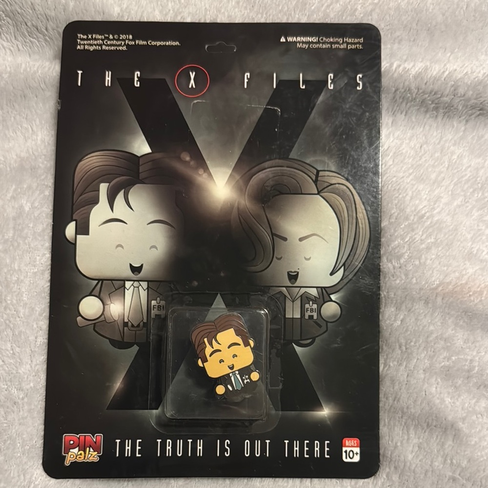 The X-Files Pin Pals Collectible Pin
